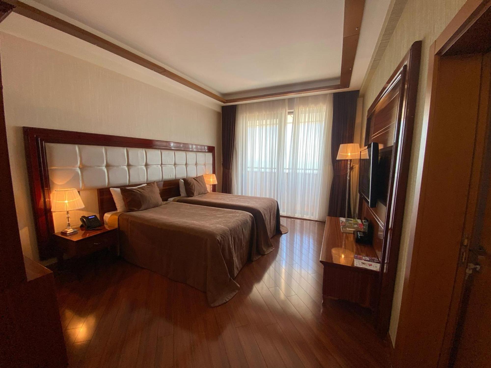 Khazri Hotel Shafran Buitenkant foto